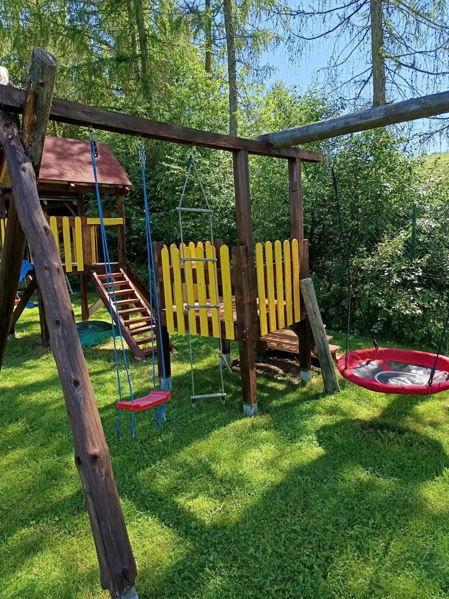 Dom Goralski Kamilux Nowy Targ Exterior foto